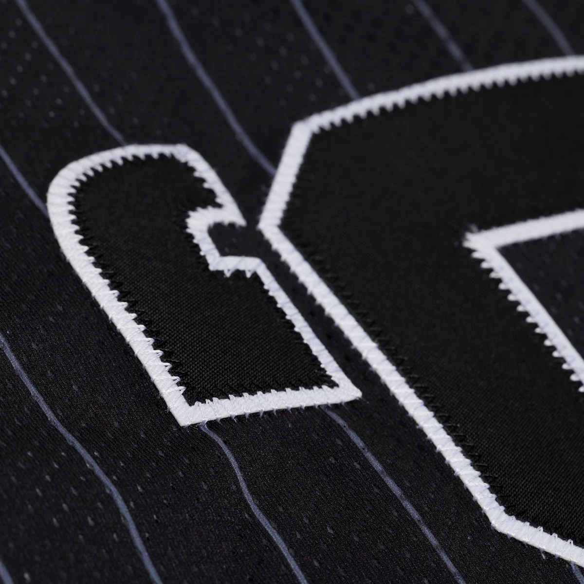 JAŸ-Z: Reasonable Doubt x Yankees - Mesh Jersey - Image 8
